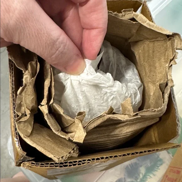 Pink stack spherical Vase - Picture 7 of 9